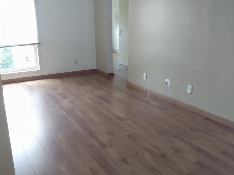 Apartamento à venda Cidade Baixa com 58m² e 2 quartos por R$ 350.000 - 2025639072-img-20220408-162417657.jpg