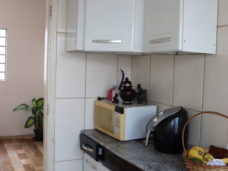 Casa à venda Vila Furlan com 250m² e 3 quartos por R$ 260.000 - 1101091025-img-5070.JPG