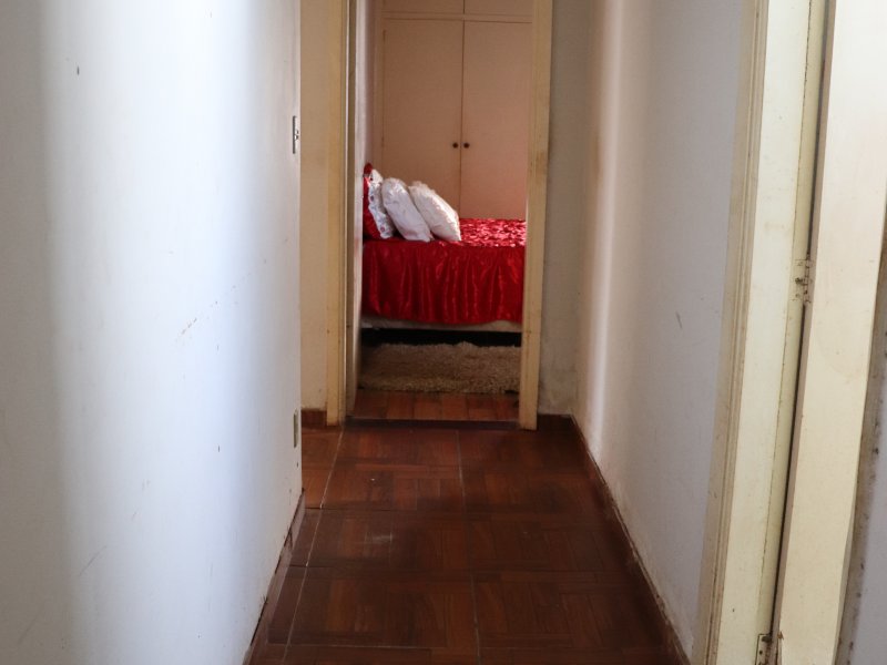 Casa à venda Vila Furlan com 250m² e 3 quartos por R$ 260.000 - 1466153647-img-5073.JPG