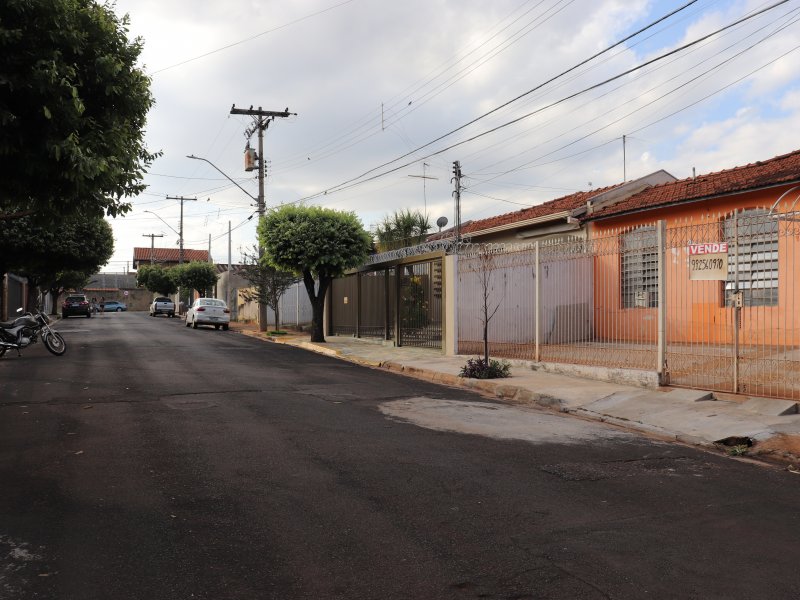 Casa à venda Vila Furlan com 250m² e 3 quartos por R$ 260.000 - 1532651813-img-5053.JPG