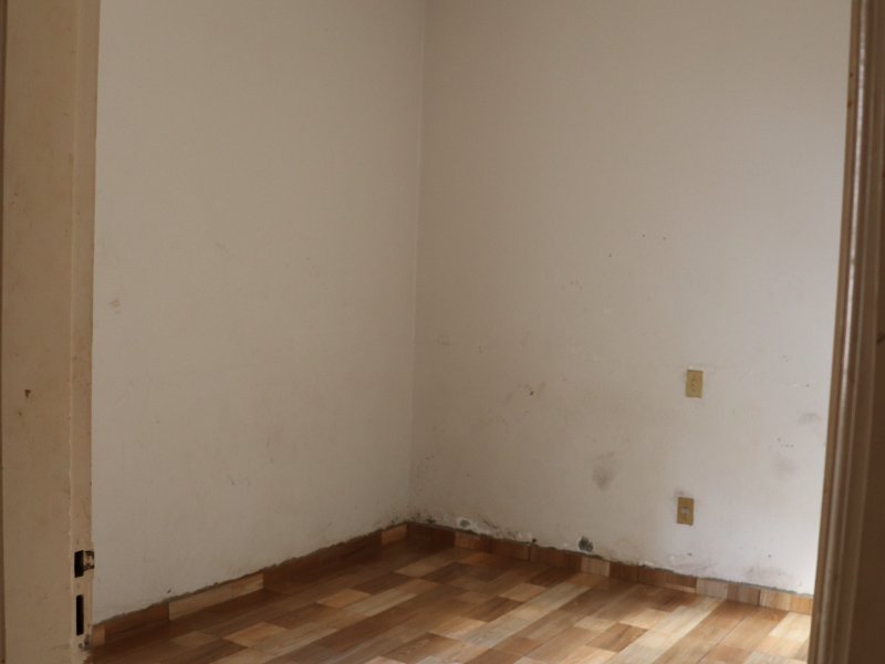 Casa à venda Vila Furlan com 250m² e 3 quartos por R$ 260.000 - 287736554-img-5075.JPG