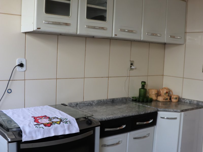 Casa à venda Vila Furlan com 250m² e 3 quartos por R$ 260.000 - 868563545-img-5069.JPG