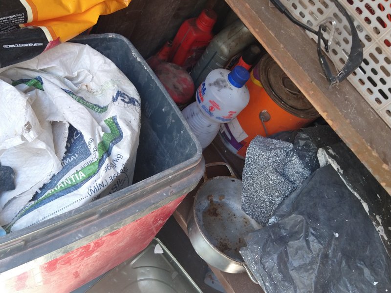 Casa à venda Beija Flor com 300m² e 3 quartos por R$ 450.000 - 1318423929-img-20220416-151602659.jpg