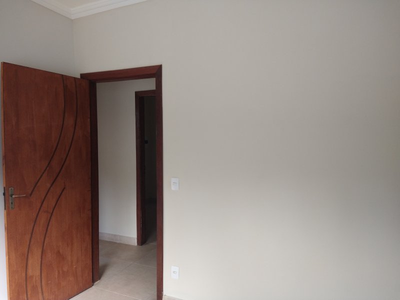 Casa à venda Beija Flor com 300m² e 3 quartos por R$ 450.000 - 1512446721-img-20220416-144323896.jpg