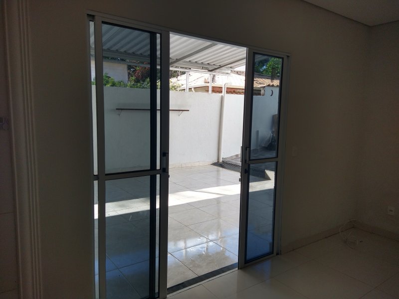 Casa à venda Beija Flor com 300m² e 3 quartos por R$ 450.000 - 161211476-img-20220416-145918125-hdr.jpg