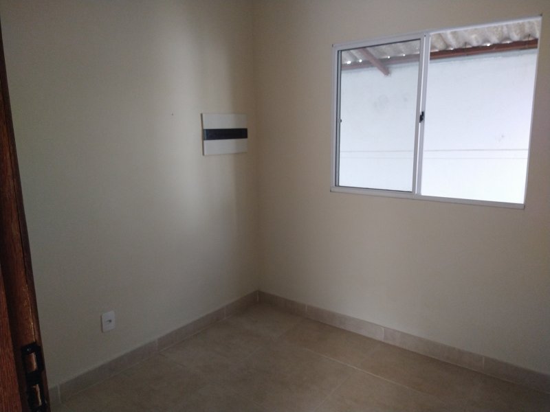 Casa à venda Beija Flor com 300m² e 3 quartos por R$ 450.000 - 2000533628-img-20220416-144338549.jpg