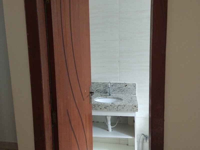 Casa à venda Beija Flor com 300m² e 3 quartos por R$ 450.000 - 983766648-img-20220416-144515298.jpg