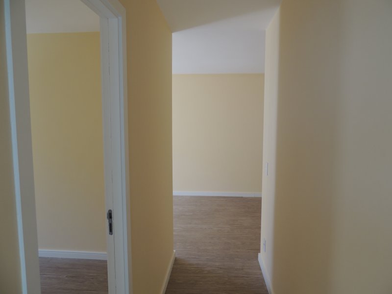 Apartamento à venda Vila Ipe com 73m² e 3 quartos por R$ 260.000 - 1867093452-corredor-3.JPG