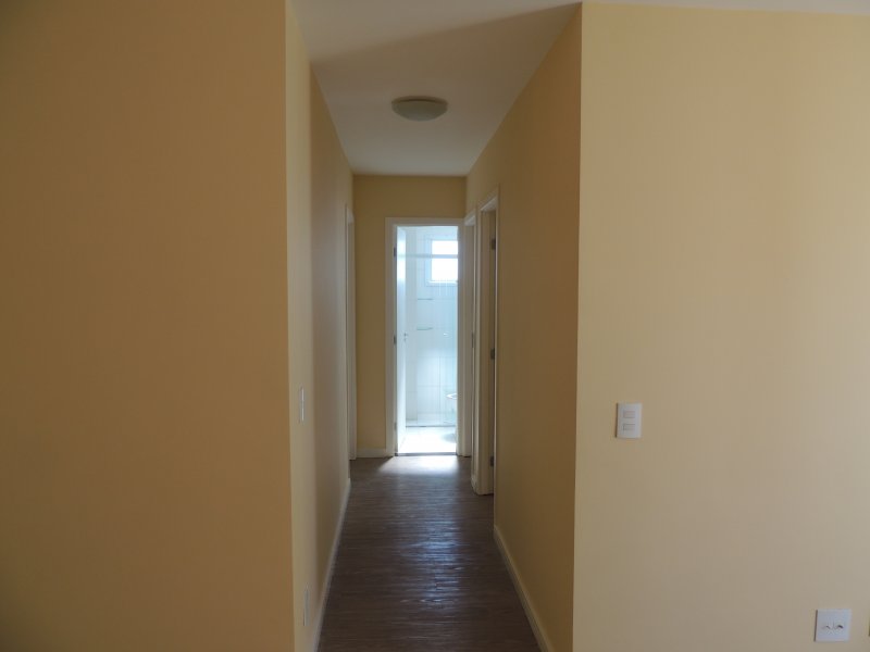 Apartamento à venda Vila Ipe com 73m² e 3 quartos por R$ 260.000 - 327848800-corredor-1.JPG