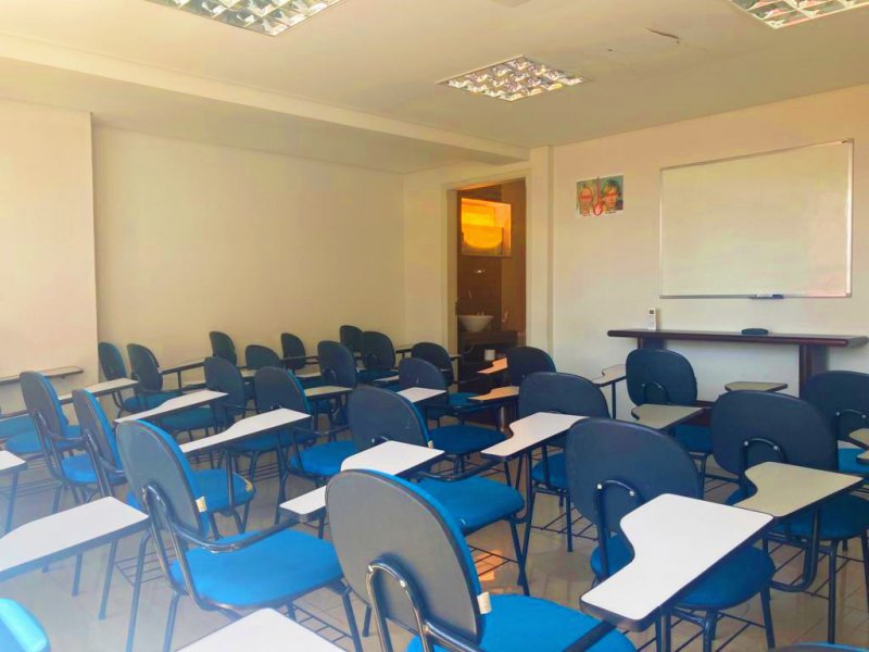 Comercial à venda Centro com 40m² e 1 quarto por R$ 11.000 - 112081202-431c1c2d-1382-4a38-b720-2f04b2894f9e.jpg