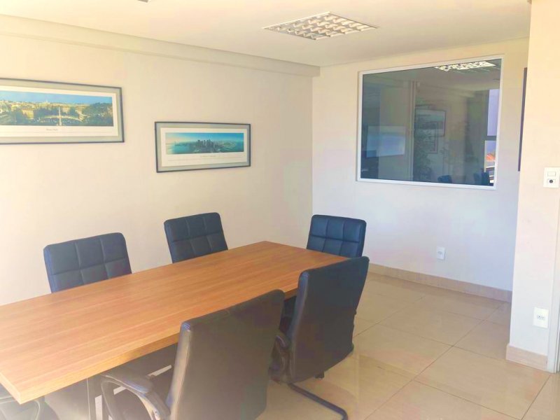 Comercial à venda Centro com 40m² e 1 quarto por R$ 11.000 - 1817652857-ab3aff21-1926-4217-8508-8cefad81b194.jpg