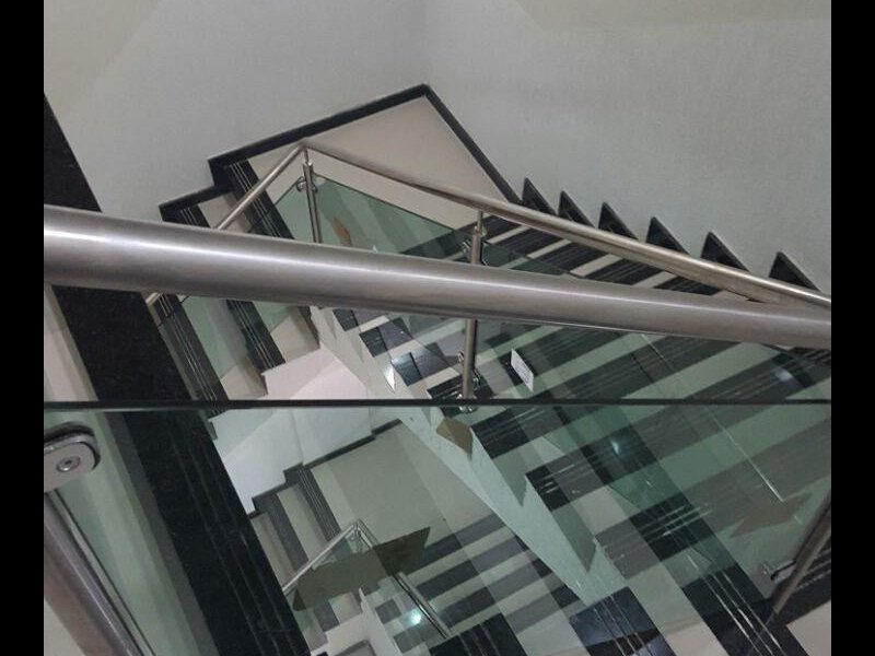 Apartamento à venda Centro com 47m² e 2 quartos por R$ 149.000 - 81943902-escadas-acesso.jpeg