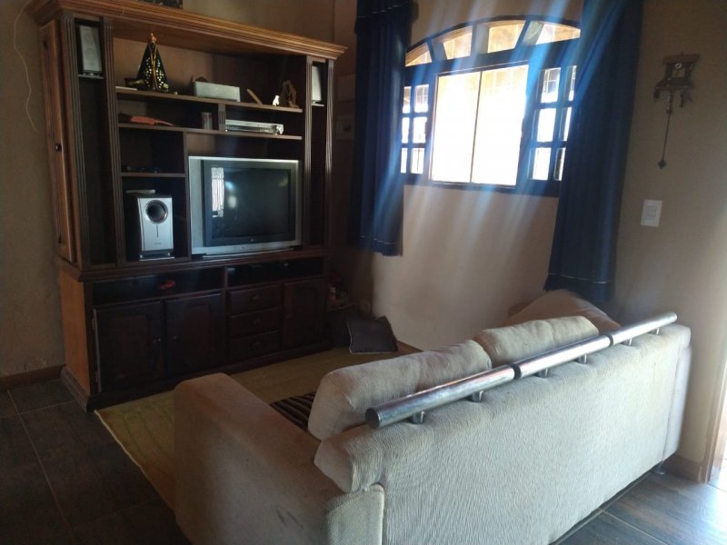 Chácara à venda Sorocabucu com 1000m² e 3 quartos por R$ 450.000 - 2095855119-img-20220429-wa0043.jpg