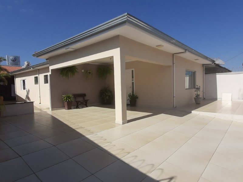 Casa à venda Jardim Parati com 178m² e 3 quartos por R$ 599.000 - 1451842465-c7600073-4888-4b9c-b546-dd2c9576ffbe.jpeg