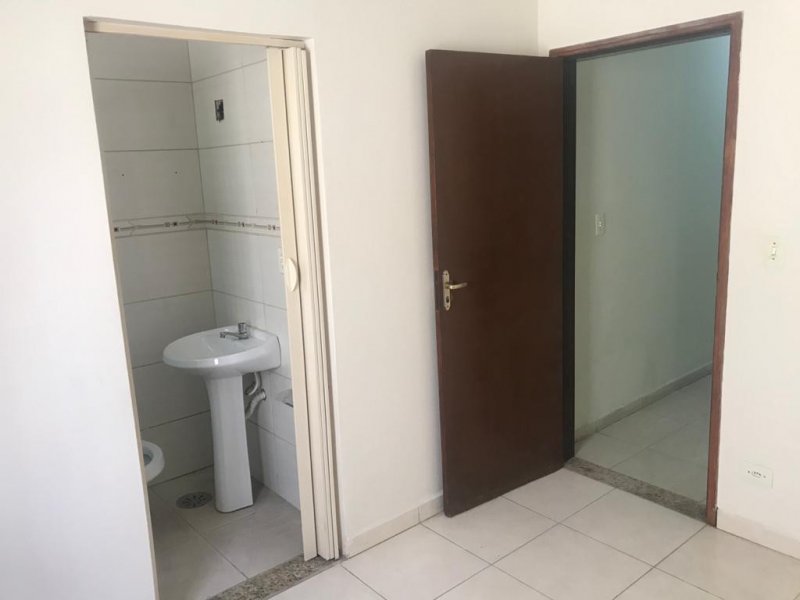 Casa à venda Vila Cascatinha com 140m² e 4 quartos por R$ 580.000 - 1386208945-banheiro-suite-1.jpg