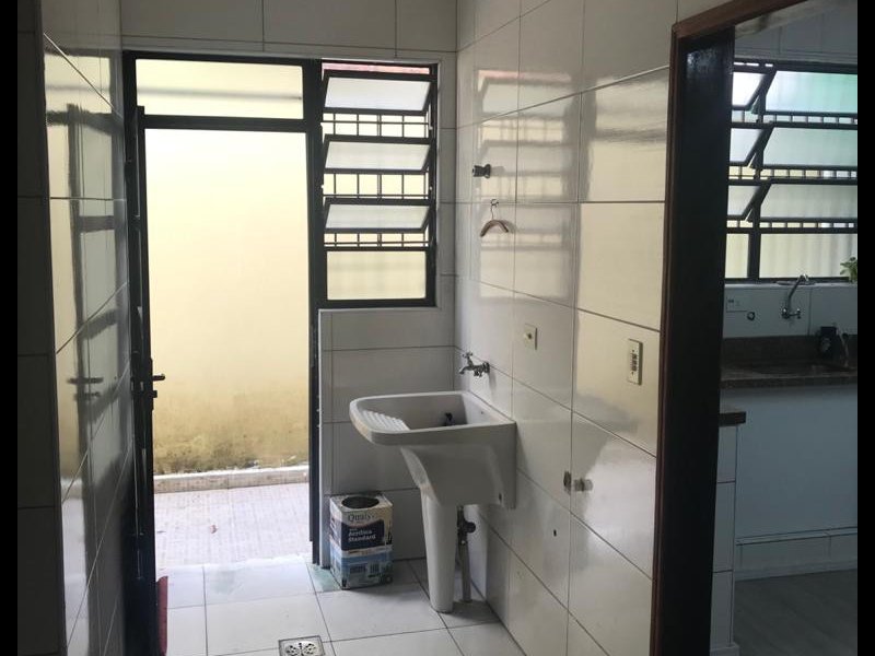 Casa à venda Vila Cascatinha com 140m² e 4 quartos por R$ 580.000 - 1646531209-lavanderia.jpg
