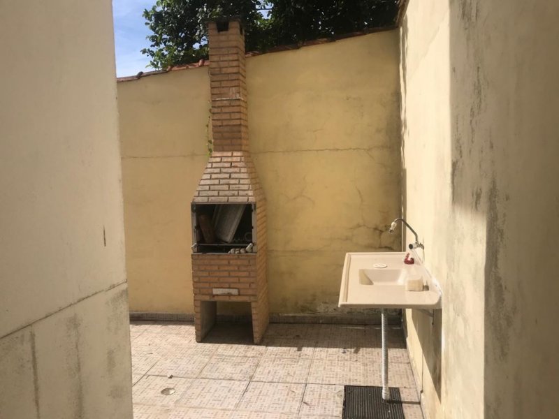 Casa à venda Vila Cascatinha com 140m² e 4 quartos por R$ 580.000 - 1845509173-quintal2.jpeg