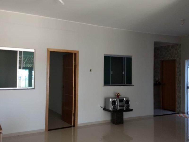 Casa à venda Polocentro 1ª Etapa com 290m² e 4 quartos por R$ 790.000 - 750222947-fb8a01f9-05dc-4330-84ee-315dabbb3e20.jpg