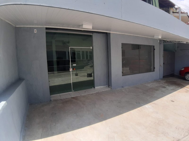 Comercial para alugar Jardim Faculdade com 100m² e 1 quarto por R$ 4.000 - 1691034831-2.jpg