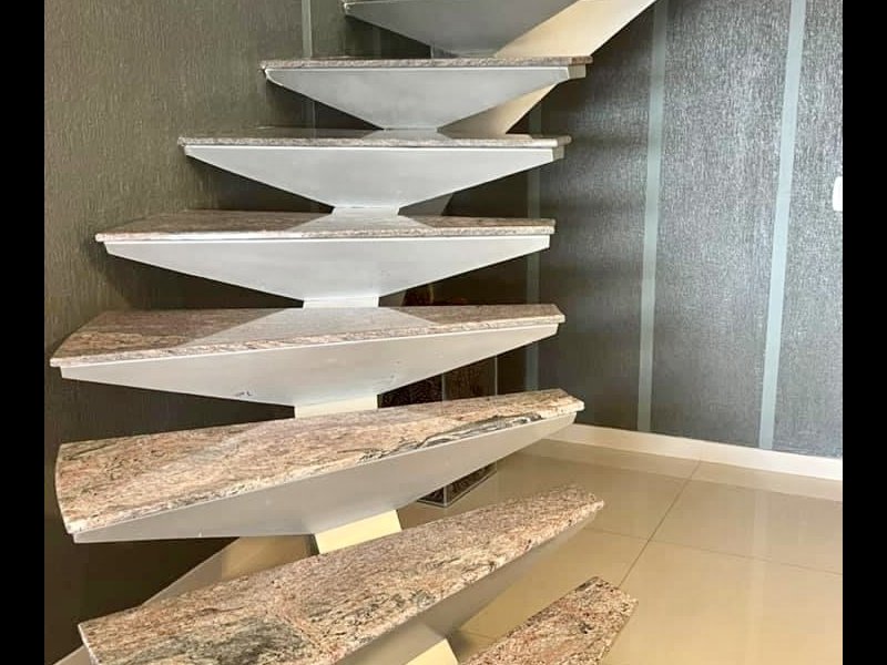 Cobertura à venda Centro com 298m² e 4 quartos por R$ 998.000 - 1028807407-8e37c7bd-5bd4-4545-bc7f-47e8c64d79ed.jpeg