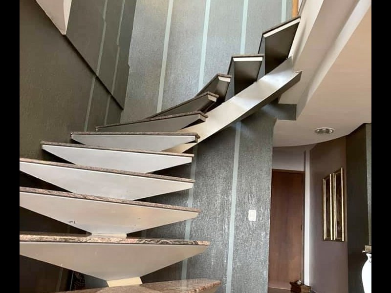 Cobertura à venda Centro com 298m² e 4 quartos por R$ 998.000 - 1652307082-79d757fb-0946-4568-8c11-0b716e31504d.jpeg