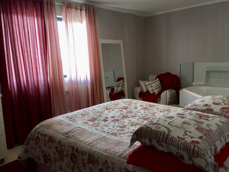 Cobertura à venda Centro com 298m² e 4 quartos por R$ 998.000 - 1740447613-83c32e7e-162d-4ead-9f20-dfa24fe1c775.jpeg