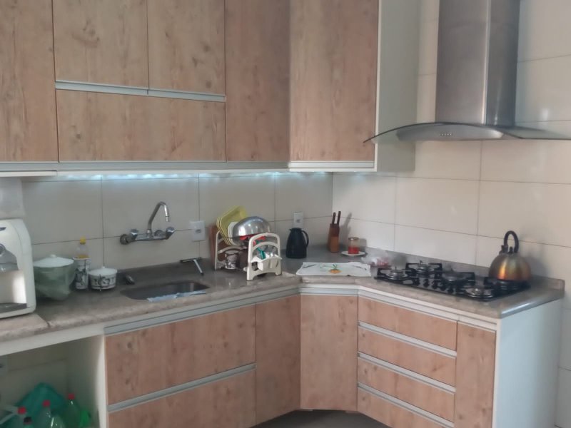 Casa à venda Vila Popular com 250m² e 4 quartos por R$ 540.000 - 1078683043-5277c8f2-f662-45e7-82ee-91dc2a6a0ec8.jpeg