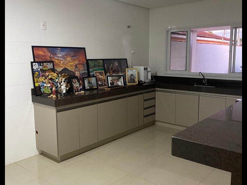 Casa à venda Centro com 344m² e 5 quartos por R$ 1.300.000 - 1798506355-cz-interna.jpeg