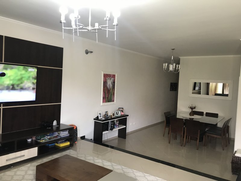 Casa de condomínio à venda Vila Haro com 190m² e 3 quartos por R$ 900.000 - 914853424-a86e90ba-92cb-4109-b029-7510ee3c43f8.jpeg