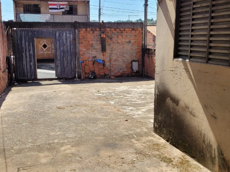 Apartamento à venda Frezzarin 2 com 140m² e 2 quartos por R$ 150.000 - 808516793-img-20220514-wa0002.jpg