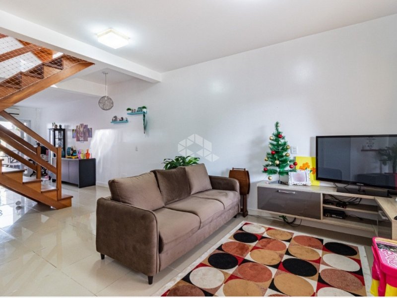 Casa à venda Guarujá com 176m² e 3 quartos por R$ 460.000 - 2079269551-sala-de-estar.jpeg