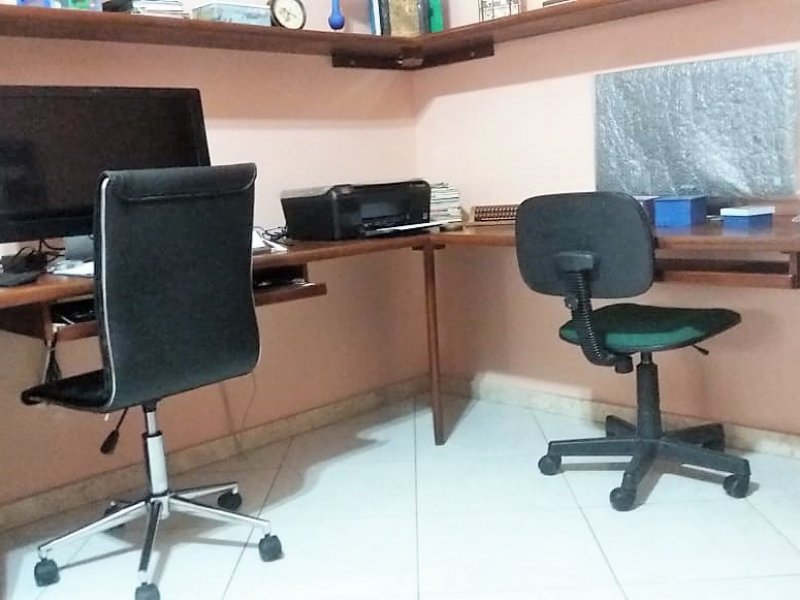 Casa à venda Centro com 290m² e 4 quartos por R$ 690.000 - 423870509-qpd.jpg