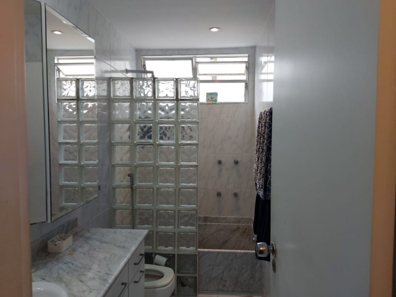 Apartamento à venda Ipanema com 140m² e 3 quartos por R$ 2.800.000 - 1968974727-banheiro-suite.jpeg