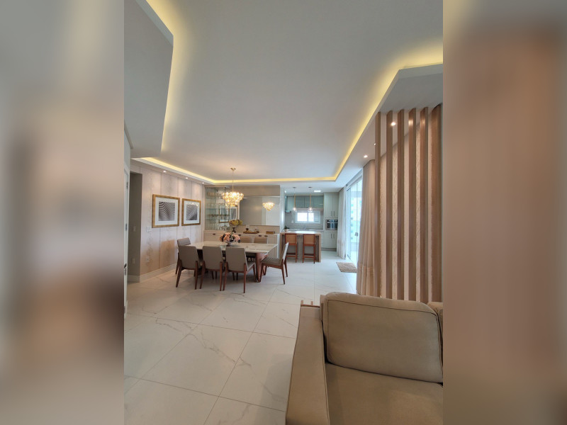 Apartamento à venda Meia Praia com 164m² e 4 quartos por R$ 2.890.000 - img-5549.jpeg