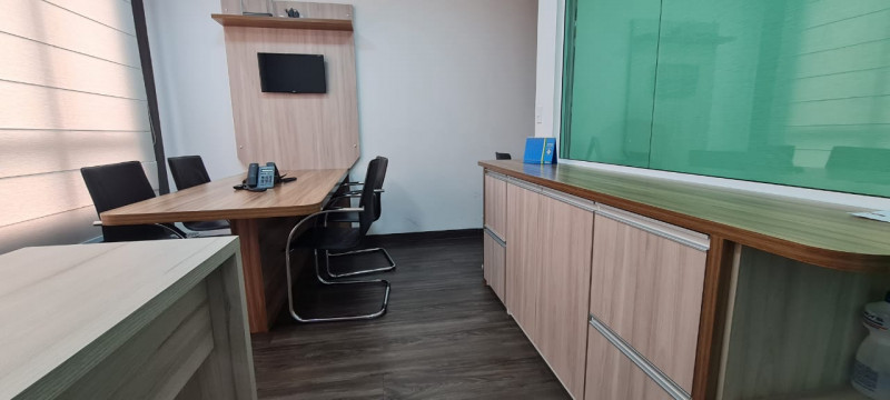 Comercial à venda Adrianópolis com 33m² e 1 quarto por R$ 530.000 - 1210972338-thumbnail-img-20210322-wa0057.jpg