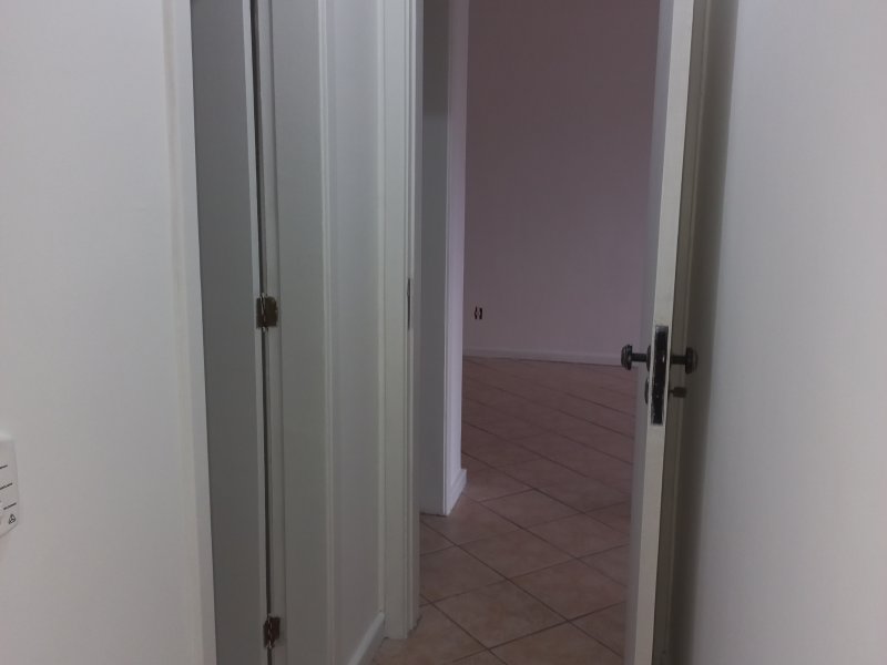 Apartamento à venda Vila Valqueire com 86m² e 2 quartos por R$ 600.000 - 576533502-corredor.jpg