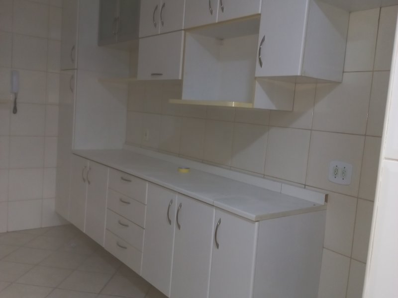 Apartamento à venda Vila Valqueire com 86m² e 2 quartos por R$ 600.000 - 985556175-cozinha-part.jpg