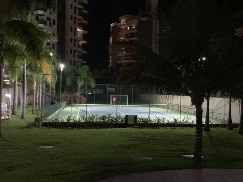 Apartamento à venda Riviera de São Lourenço com 50m² e 1 quarto por R$ 1.000.000 - 913923755-quadra-de-tennis.jpeg