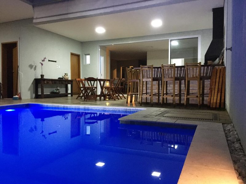 Casa de condomínio à venda Centro com 250m² e 4 quartos por R$ 950.000 - 1204524313-c7c7ee76-352b-45e0-ae07-dda685782a94.jpeg