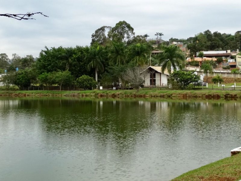 Casa de condomínio à venda Centro com 250m² e 4 quartos por R$ 950.000 - 700164490-915deb65-60b5-4aef-b842-232d6d6d32c4.jpeg