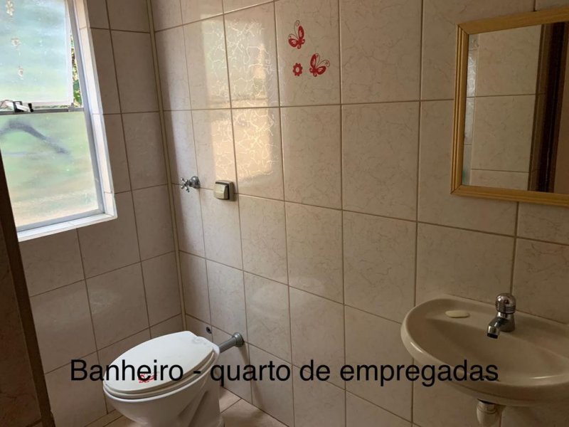 Casa de condomínio à venda Portal do Sabiá com 440m² e 5 quartos por R$ 1.499.999 - 1718807702-banheiro-empregada.jpeg