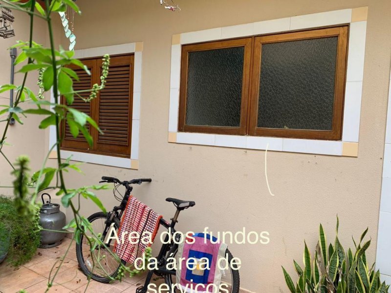 Casa de condomínio à venda Portal do Sabiá com 440m² e 5 quartos por R$ 1.499.999 - 2024801261-quintal-iii.jpeg