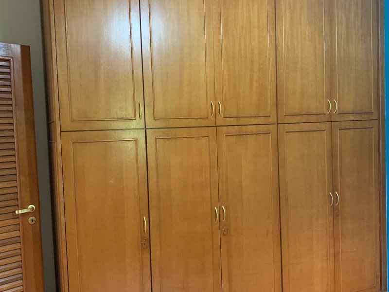 Casa de condomínio à venda Portal do Sabiá com 440m² e 5 quartos por R$ 1.499.999 - 477255322-armario-i.jpeg