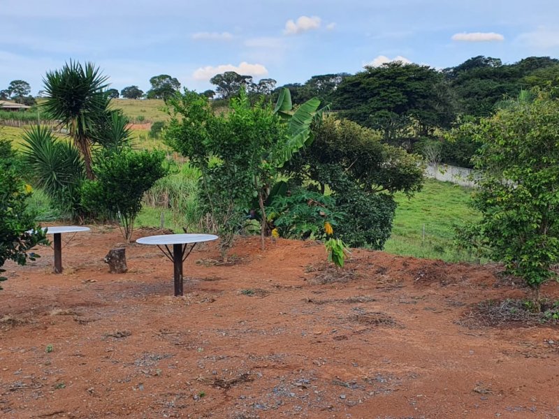 Terreno à venda Centro com 4400m² e 1 quarto por R$ 850.000 - 93030403-e8b3bc4d-da76-4634-88ac-e76330fbbf14.jpeg