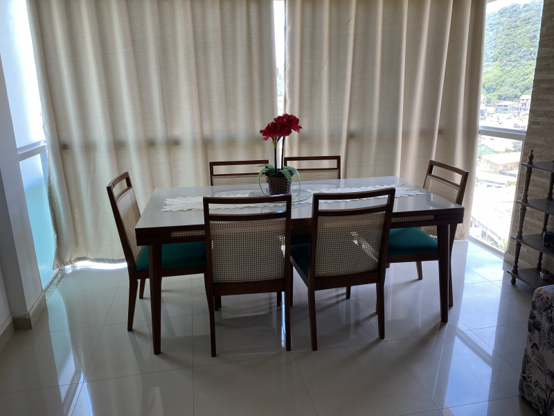 Apartamento à venda Centro com 116m² e 2 quartos por R$ 587.000 - 757447067-bae95933-c325-46cb-8a80-84e283bb3126.jpeg