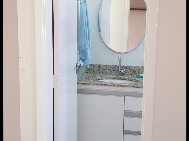 Apartamento à venda Santa Mônica com 62m² e 2 quartos por R$ 240.000 - 1457023068-13-banheiro.jpeg