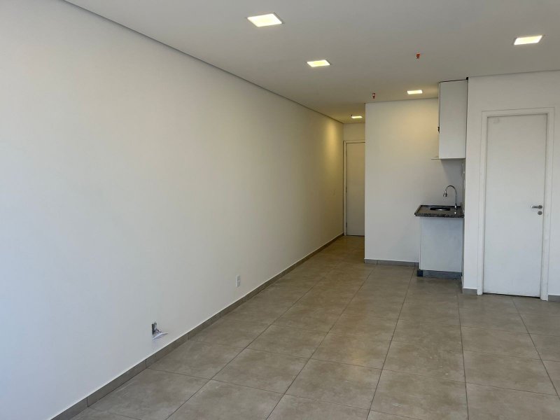 Comercial para alugar Penha de França com 34m² e 1 quarto por R$ 1.650 - 885306182-whatsapp-image-2022-05-10-at-17.jpeg