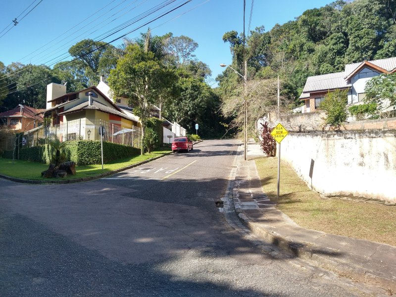 Terreno à venda Barreirinha com 360m² e 1 quarto por R$ 300.000 - 1536479759-img-20220520-135019828-hdr.jpg