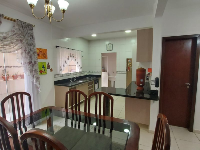 Casa de condomínio à venda Santa Candida com 160m² e 3 quartos por R$ 850.000 - 428463403-img-20220518-wa0122.jpg