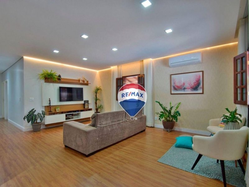 Casa de condomínio à venda Centro com 856m² e 3 quartos por R$ 1.200.000 - 562203579-36b8aadae369eb3c79ed26fbcee874ea.jpg